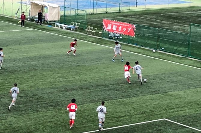 サッカー　浦和カップが開幕　浦和南高校も熱戦の会場