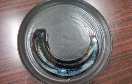 黒釉円相大皿