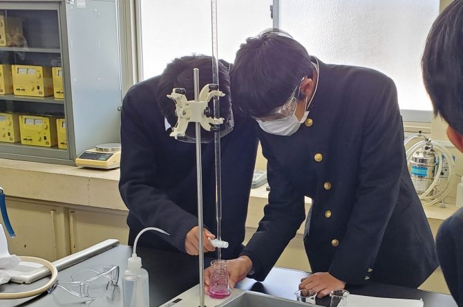 1年化学基礎・中和滴定実験～お酢の酸は何％？～