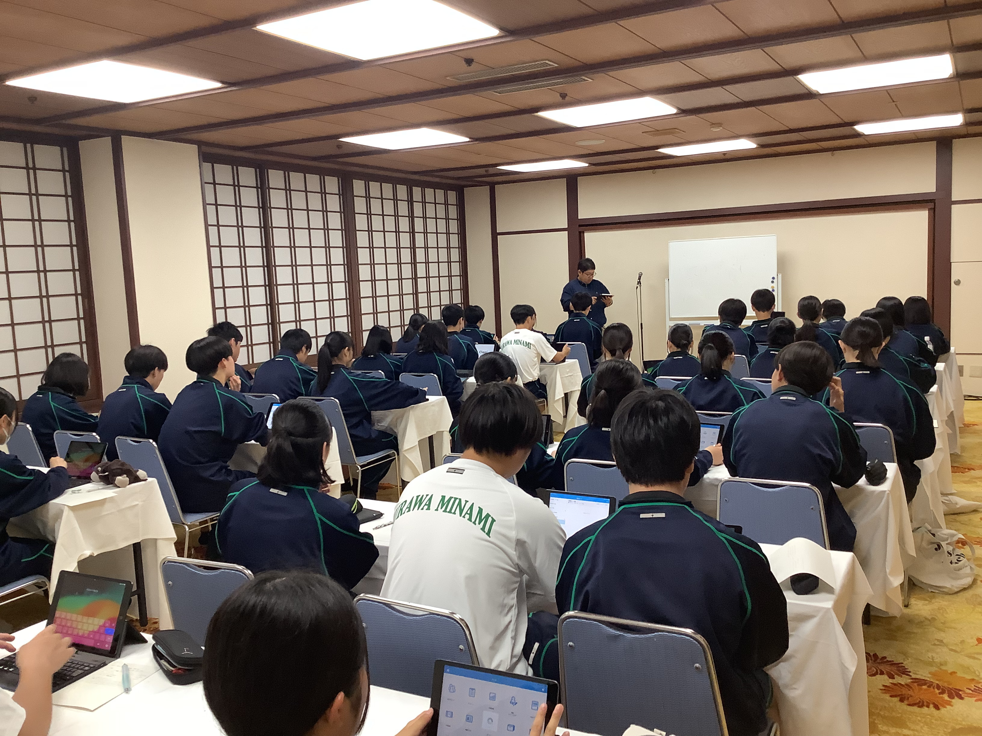 1年次校外HR　2日目