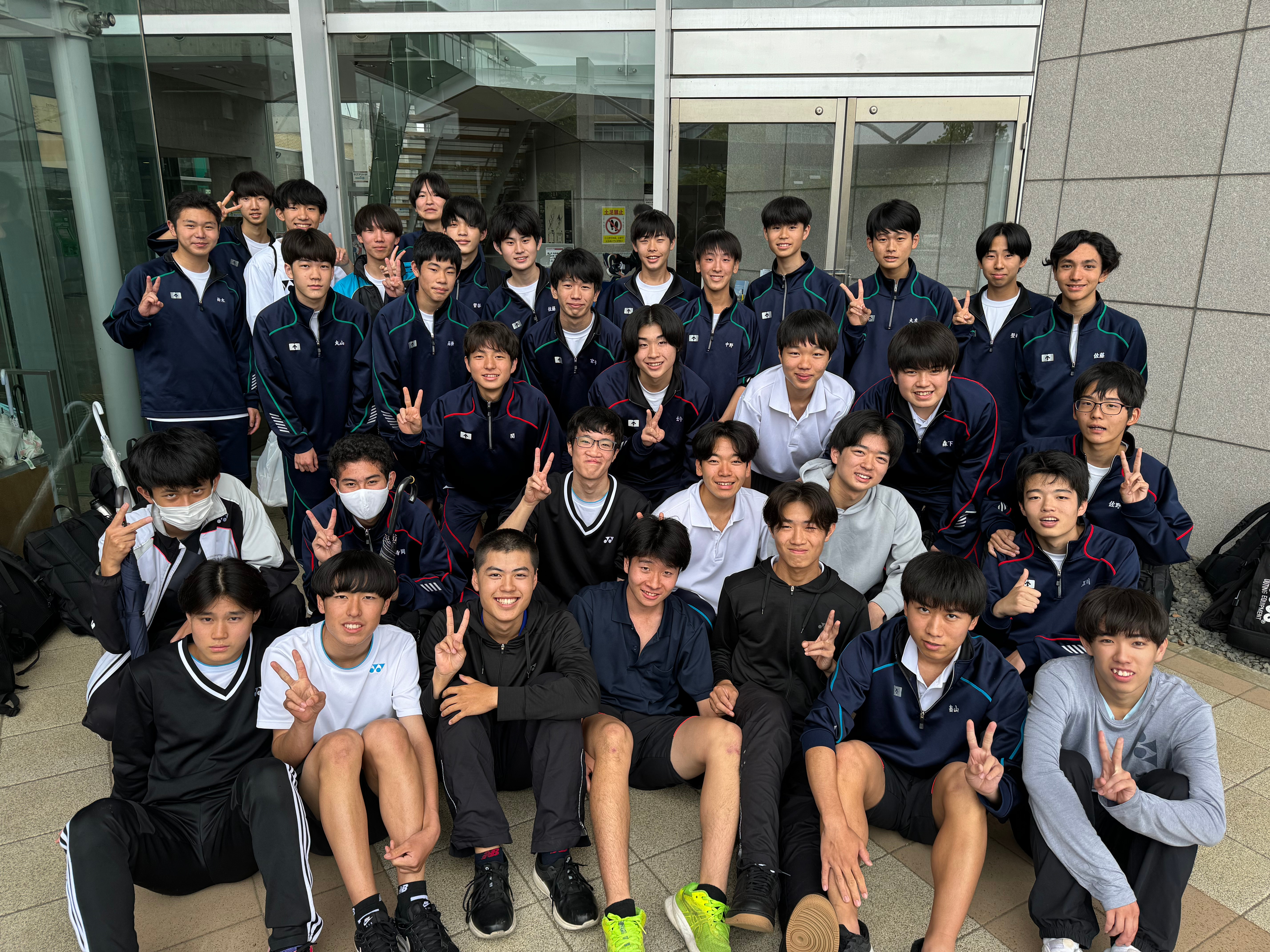 浦和南高校で一緒にバドミントンしましょう！