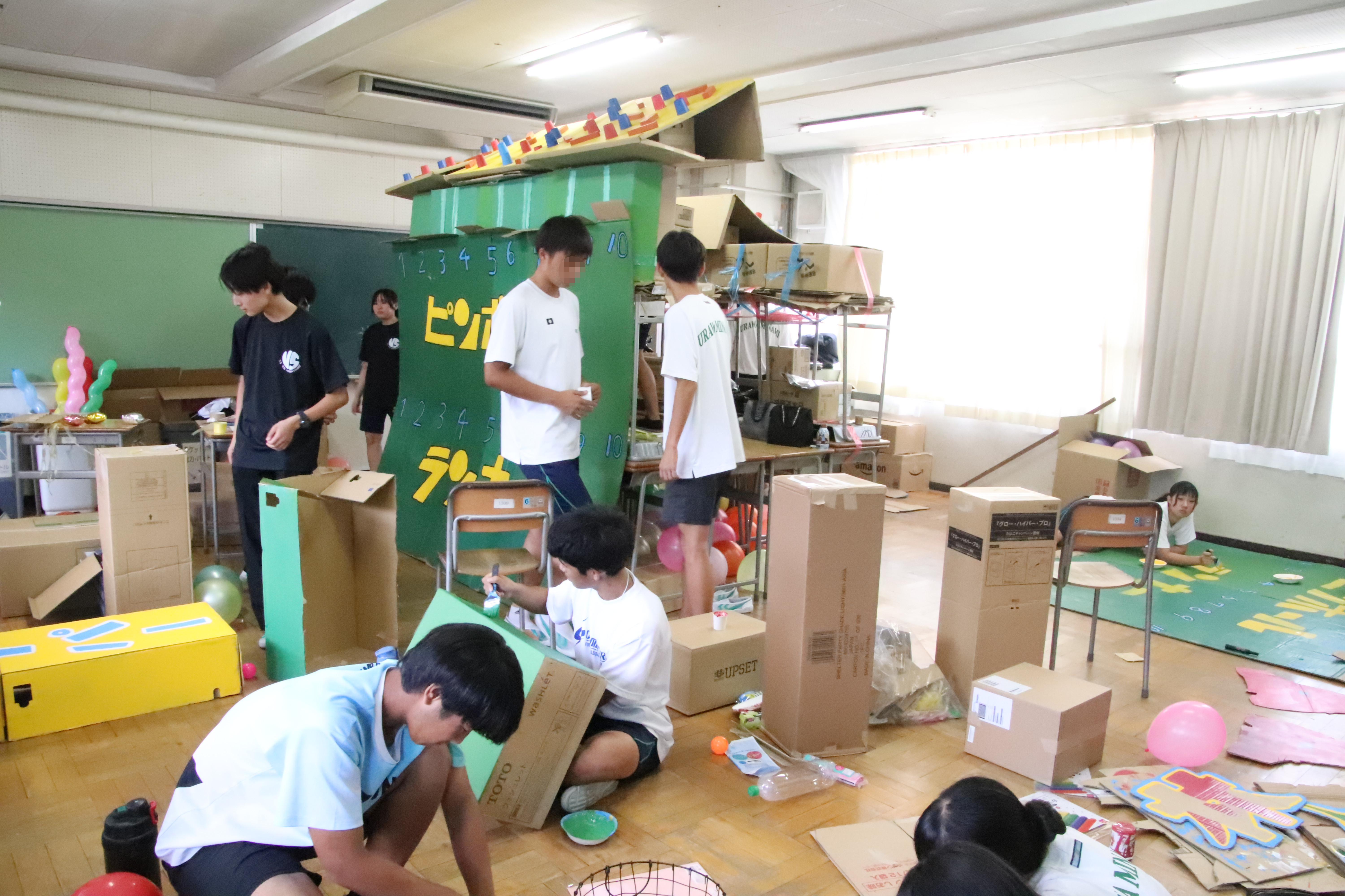 クラス企画準備作業の様子