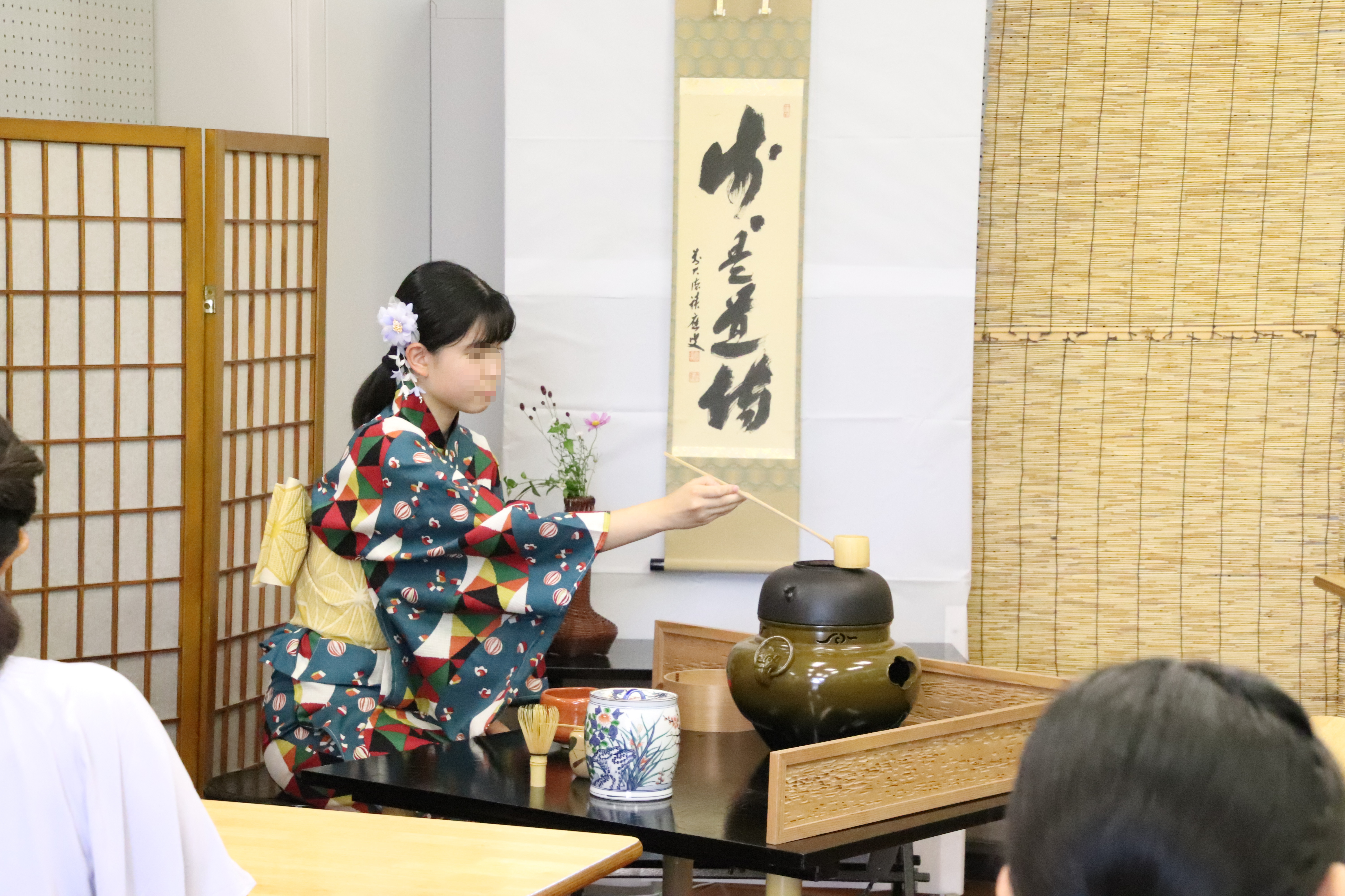 お点前の様子（茶道部）
