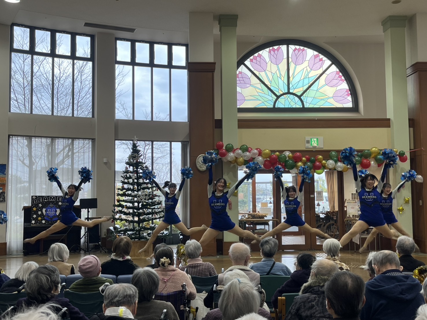 バトン部　老人ホーム訪問