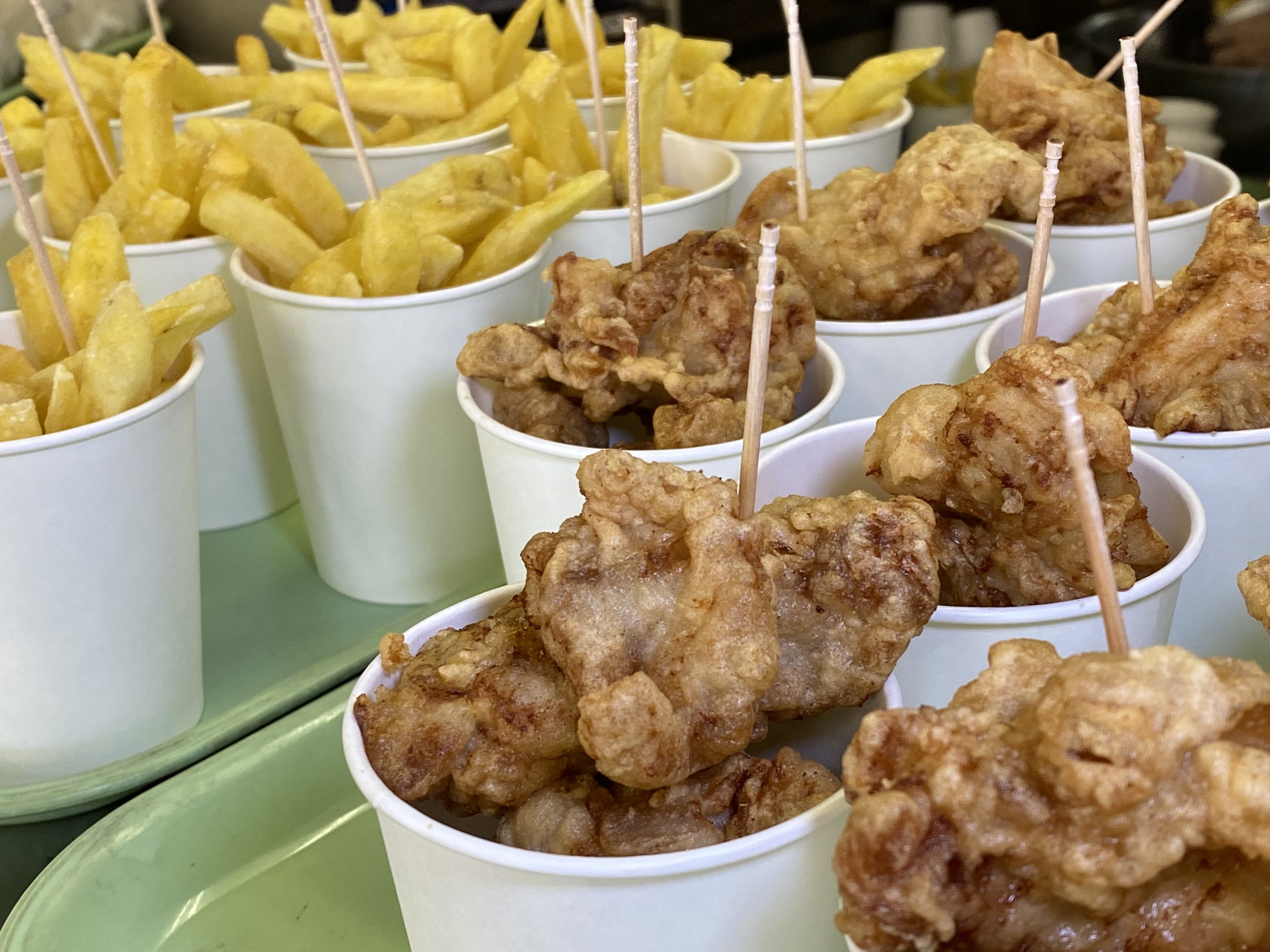 食堂 人気メニュー