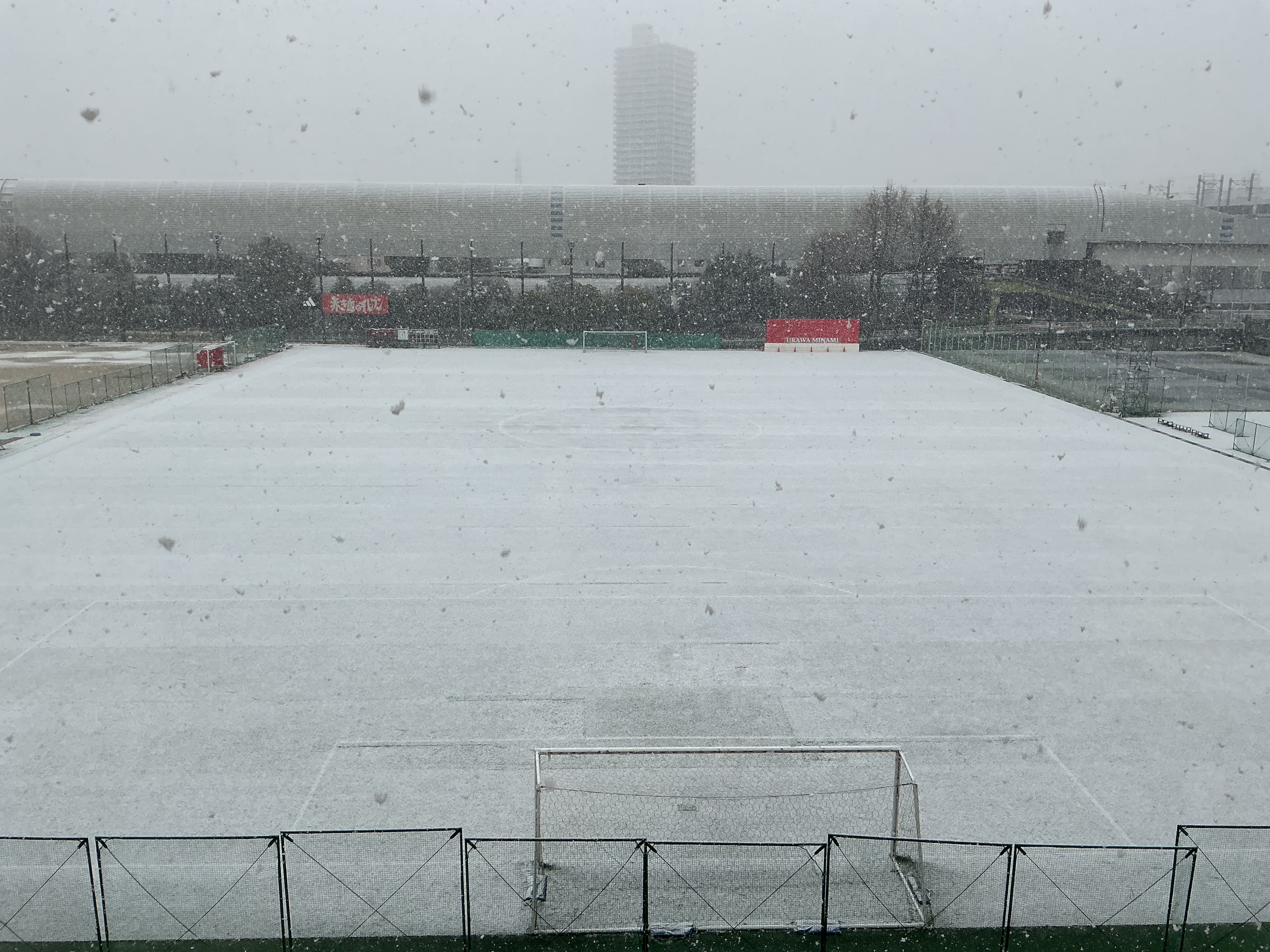 ほんのり雪景色の朝です